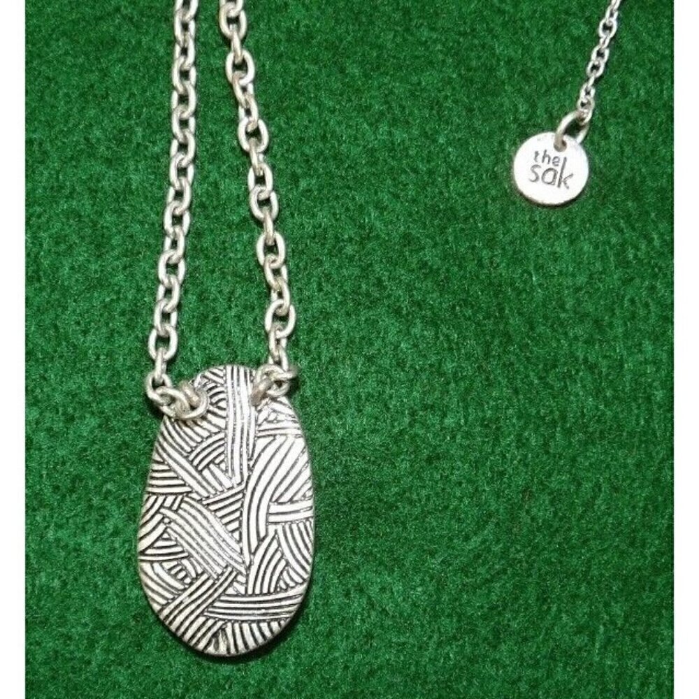 THE SAK silver tone fashion necklace with light green stone pendant 16-18" chain - Picture 2 of 2